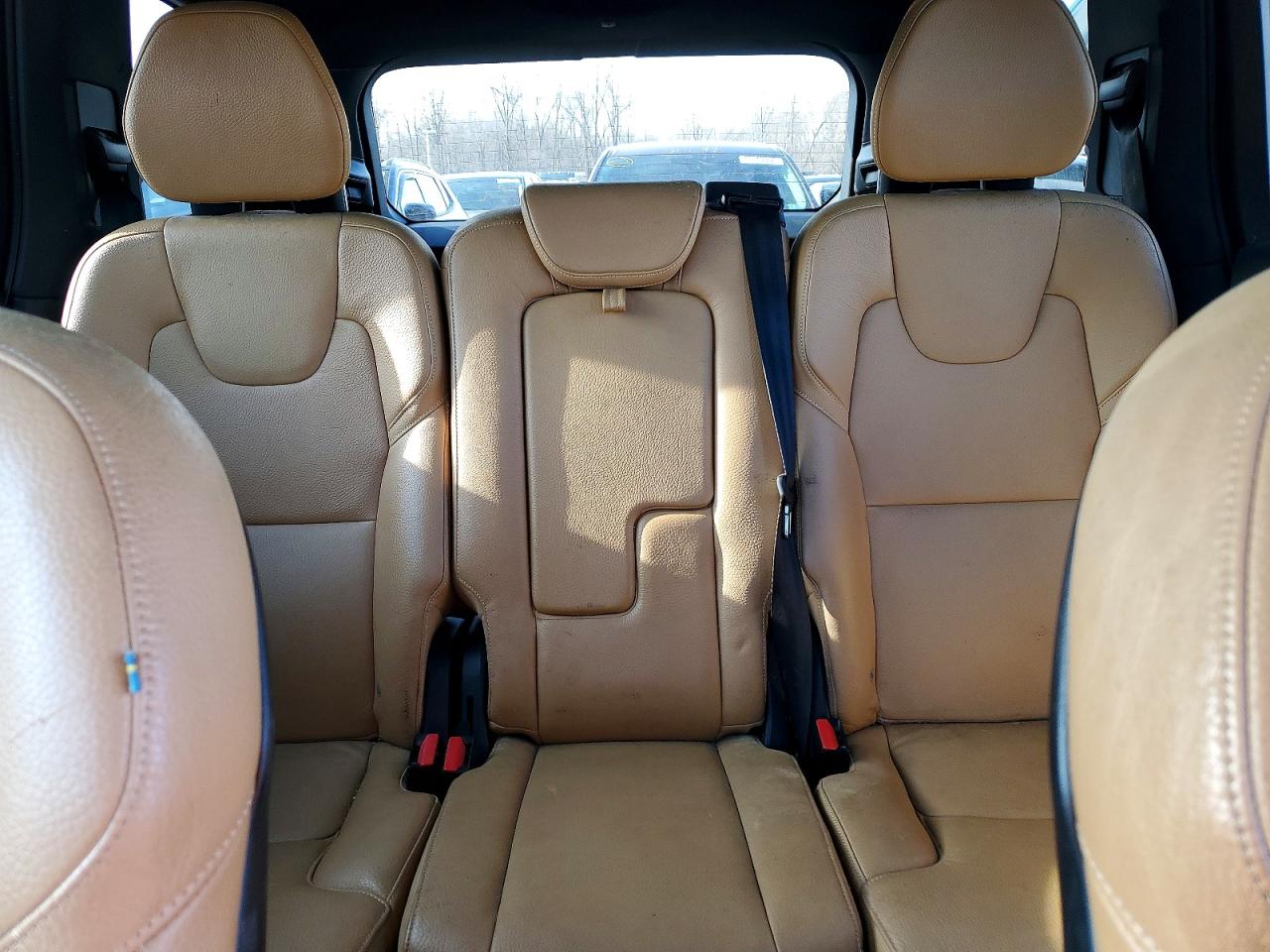 2016 VOLVO XC90