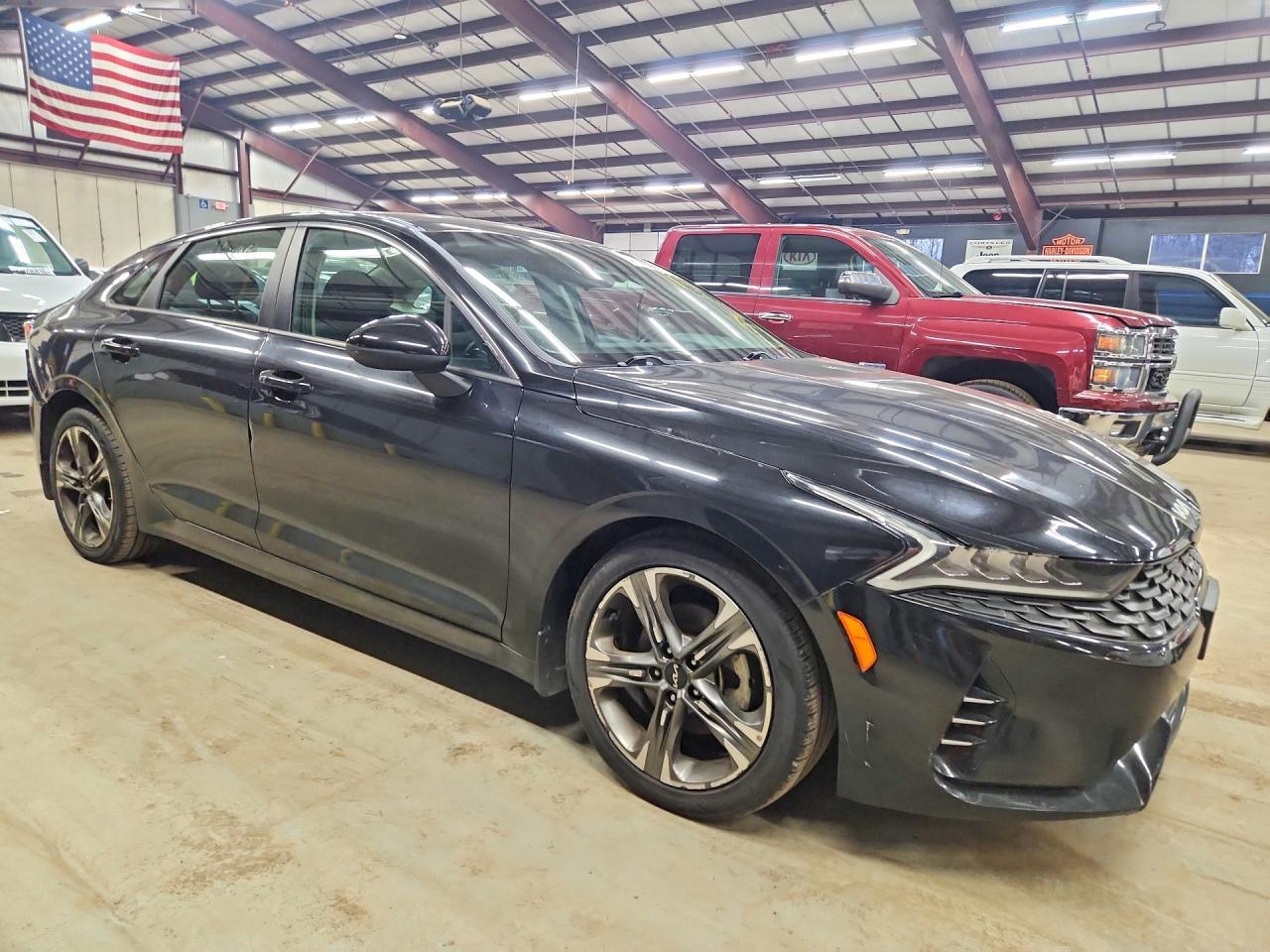 2022 KIA K5