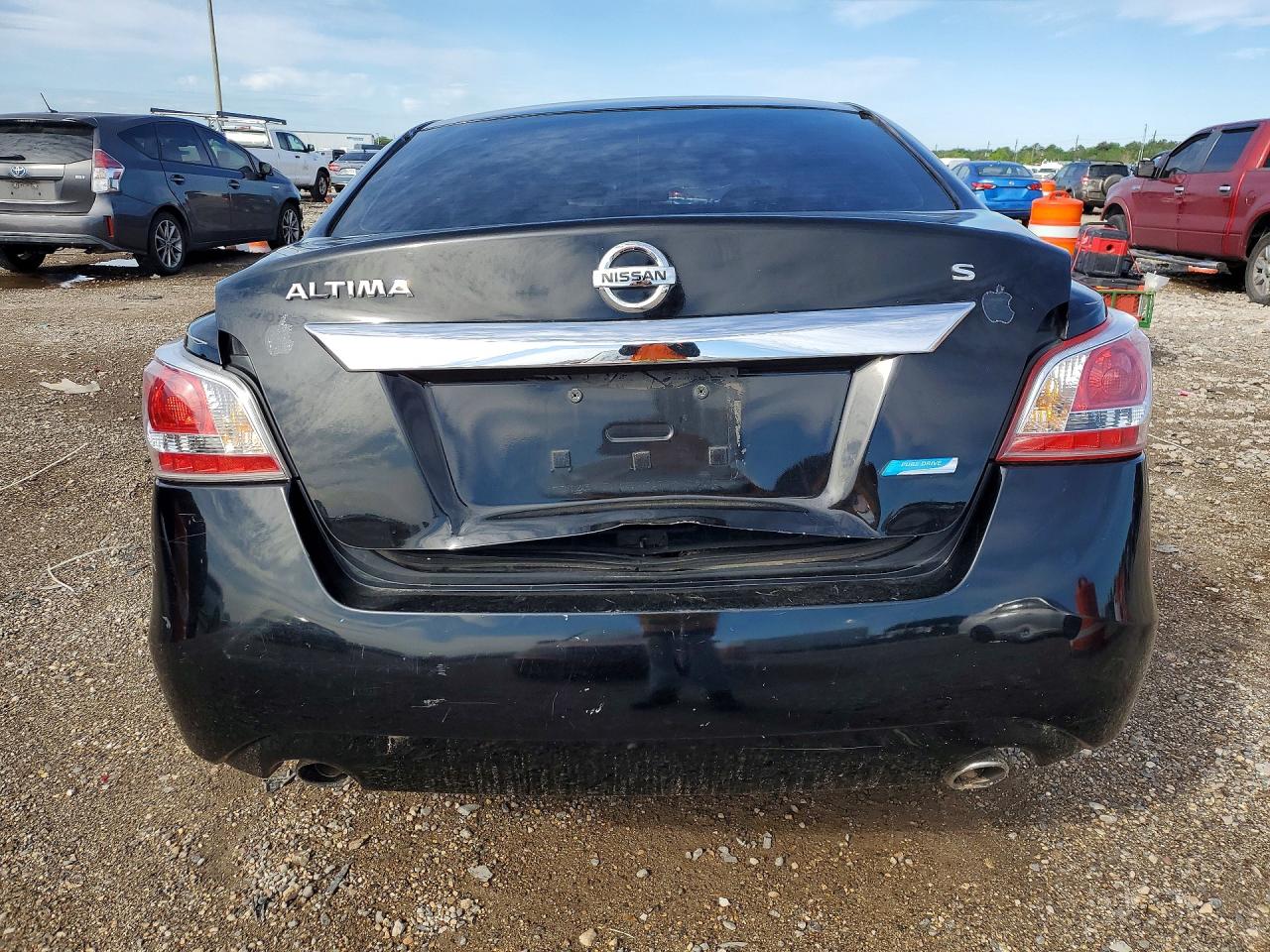 2014 NISS ALTIMA
