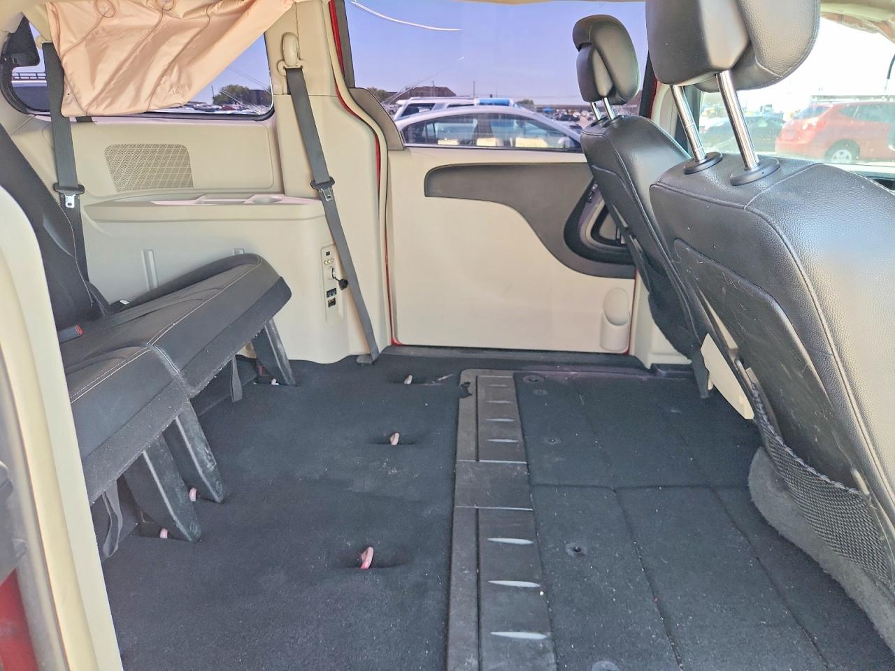 2014 CHRYSLER MINIVAN