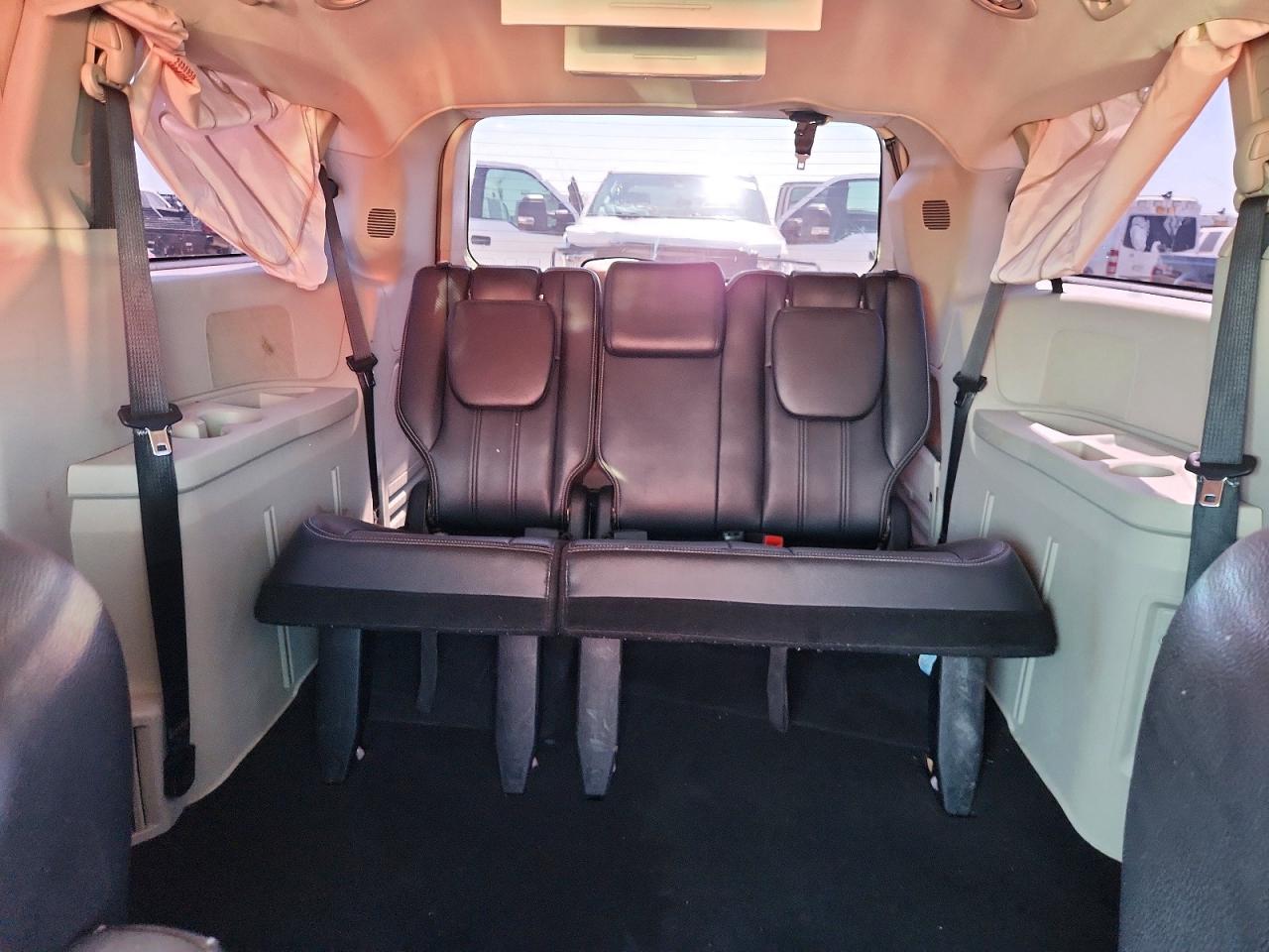 2014 CHRYSLER MINIVAN