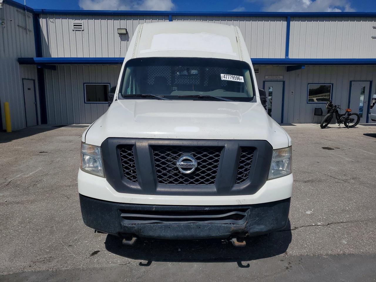 2014 NISSAN NV