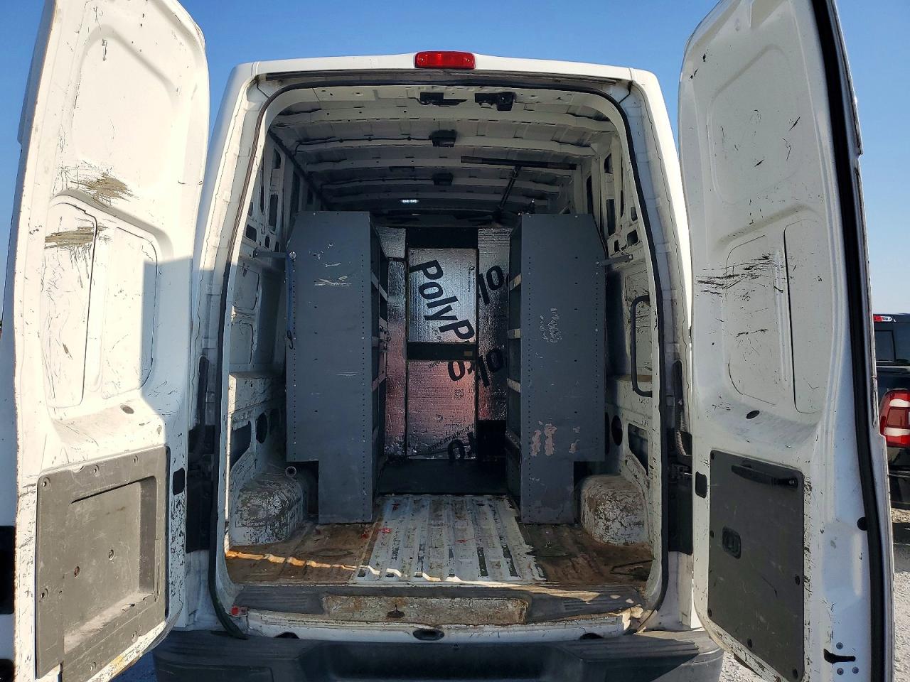 2014 NISSAN NV