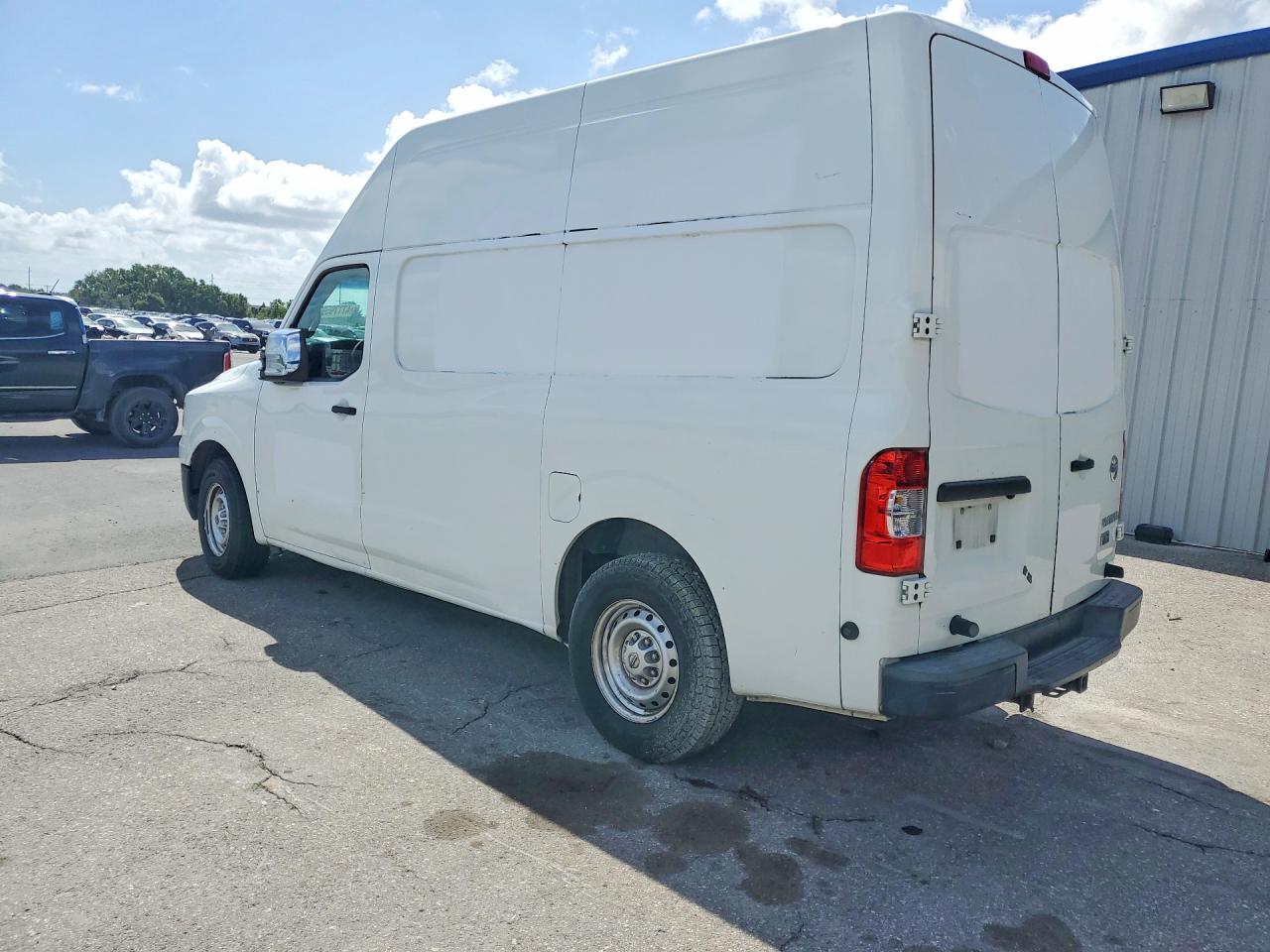 2014 NISSAN NV