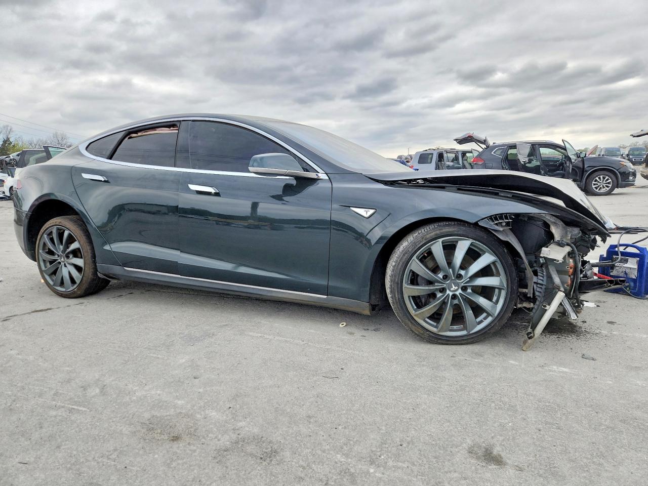 2013 TESLA MODEL S