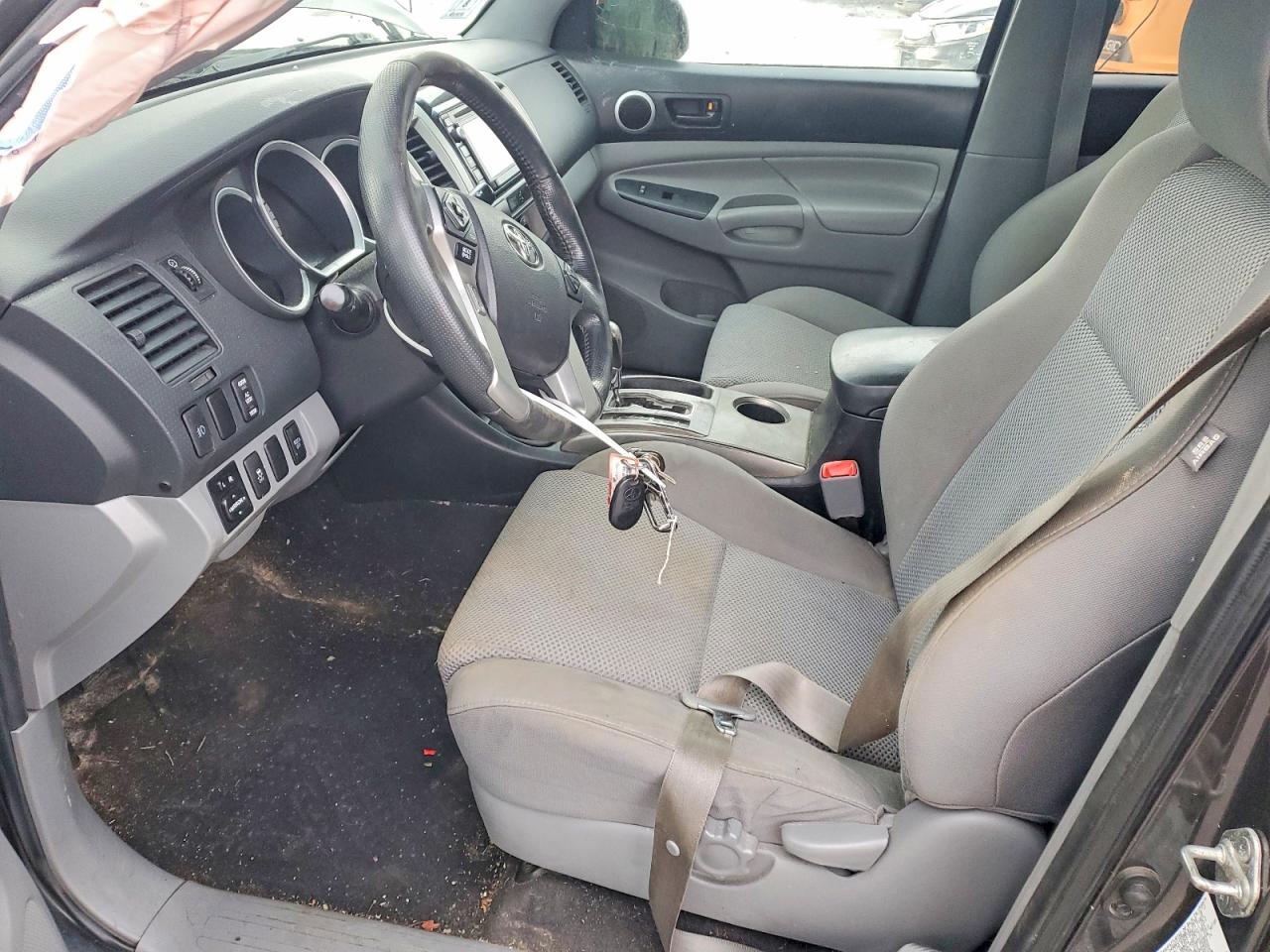 2014 TOYOTA TACOMA