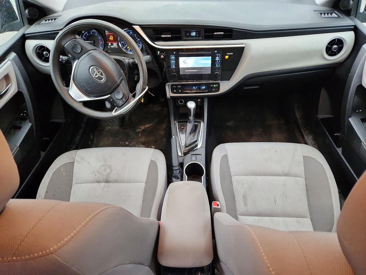 2017 TOYOTA COROLLA