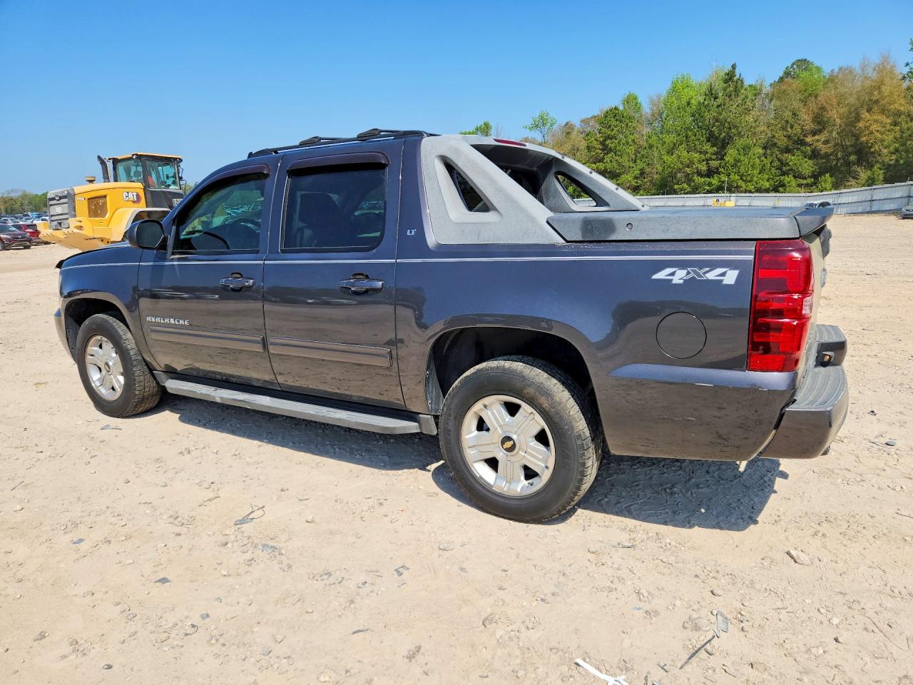 2011 CHEVROLET AVALANCHE