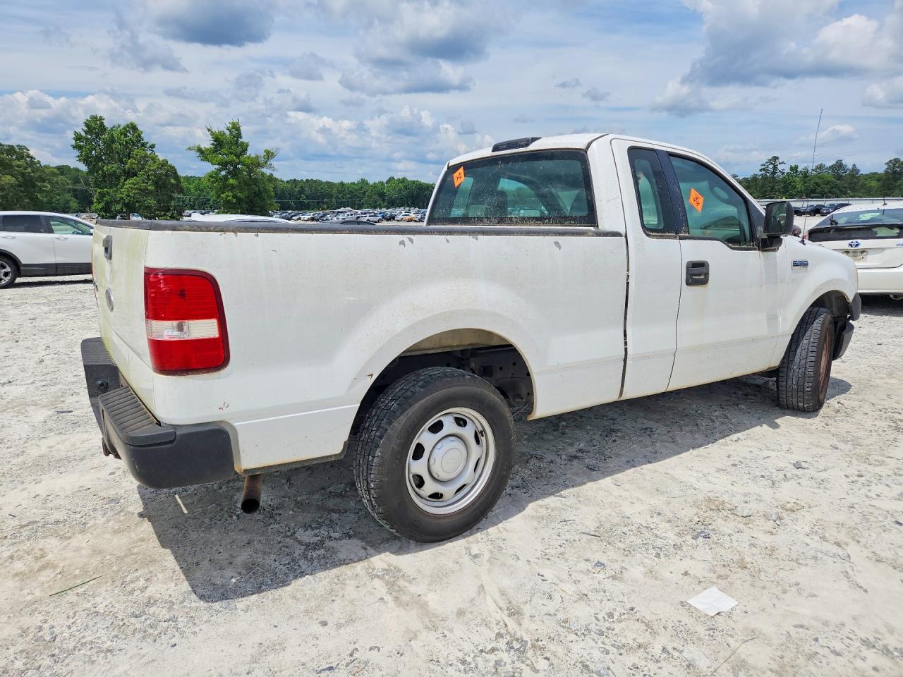 2005 FORD LGT CONVEN