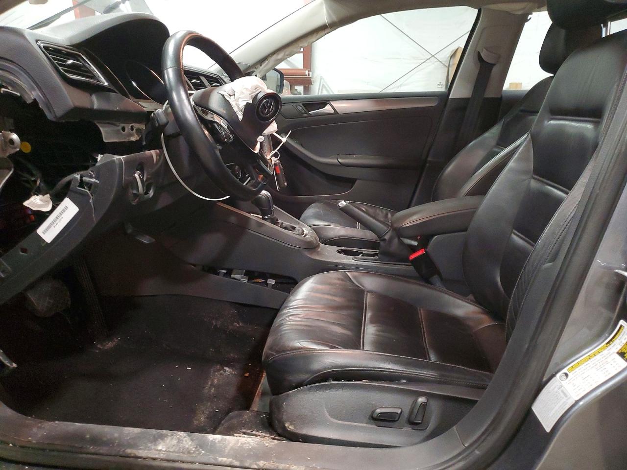 2016 VOLKSWAGEN JETTA