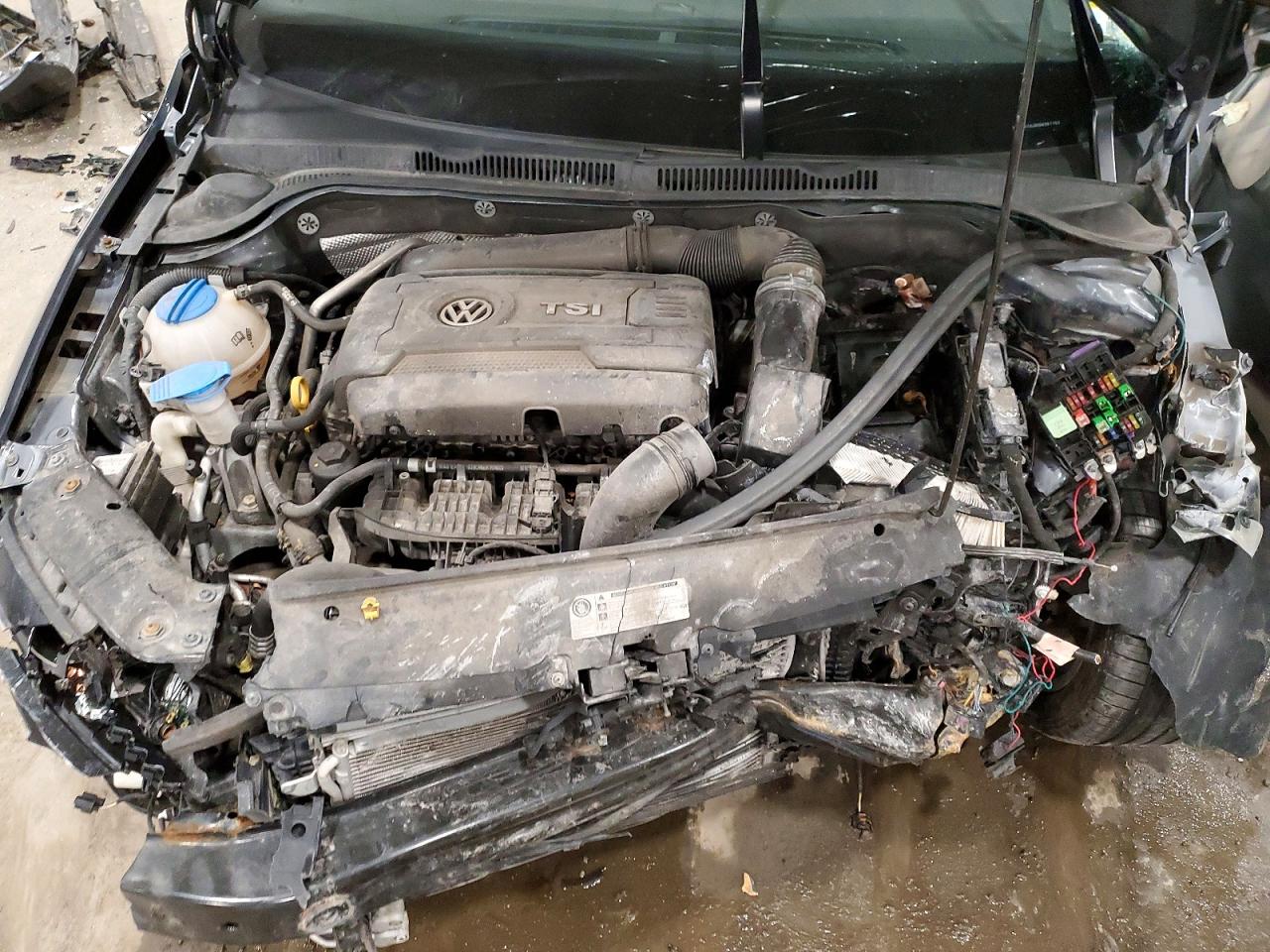 2016 VOLKSWAGEN JETTA