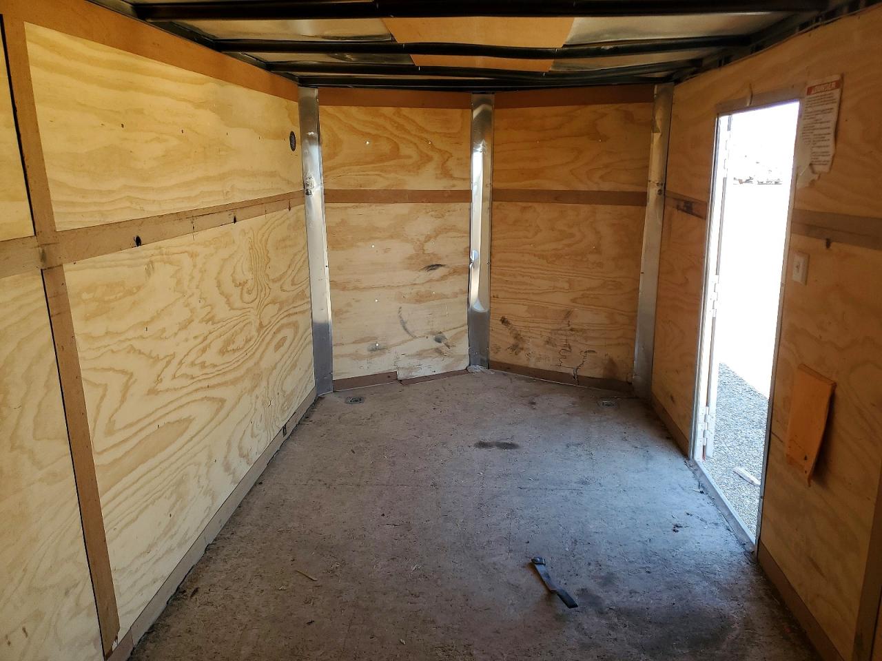 2021 UNITED ENCLOSED C