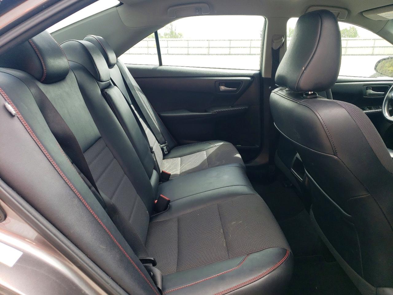 2017 TOYOTA CAMRY
