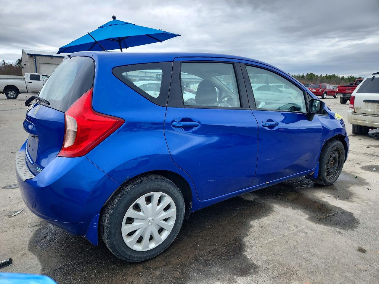 2015 NISSAN VERSA