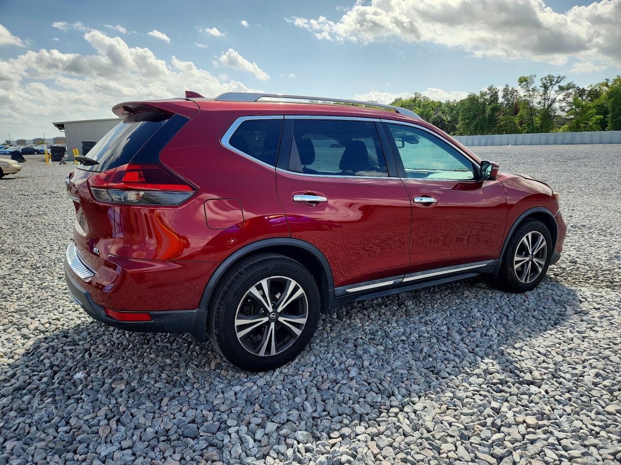 2018 NISSAN ROGUE