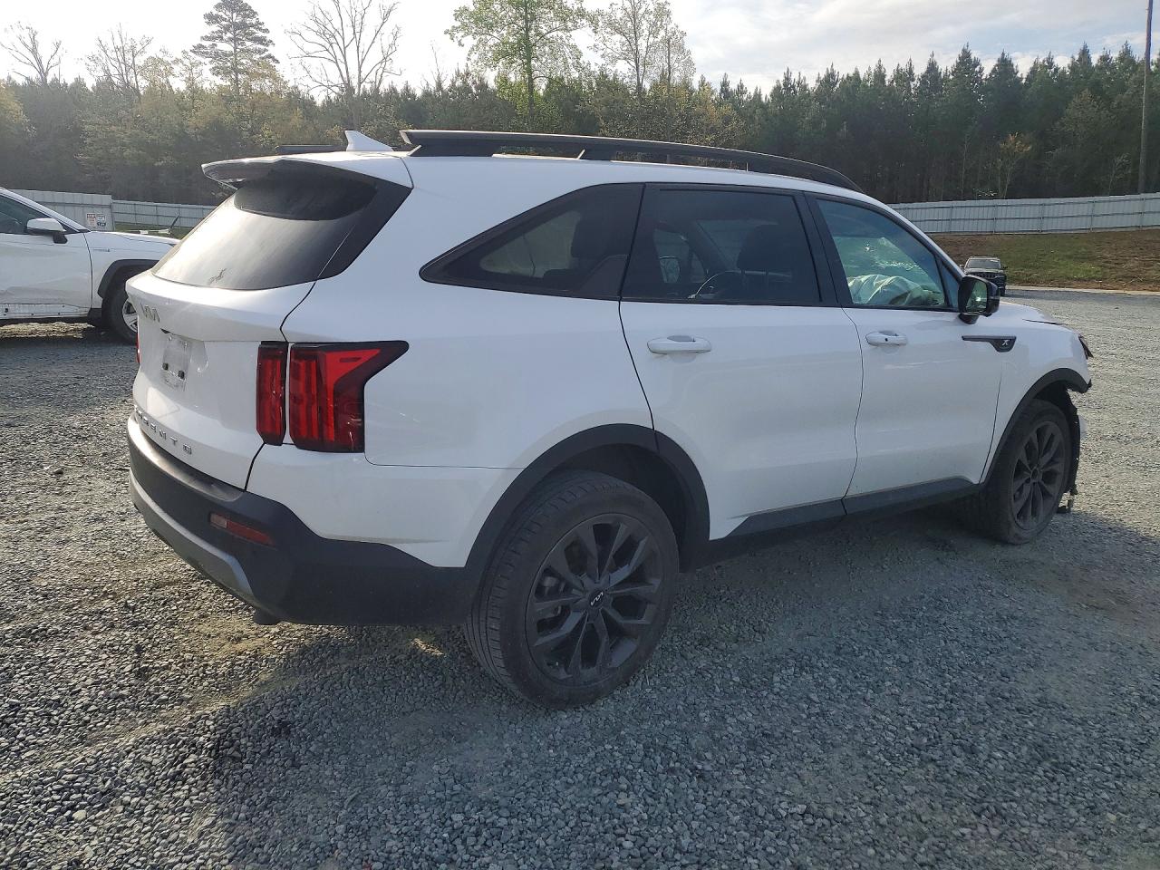 2022 KIA SORENTO