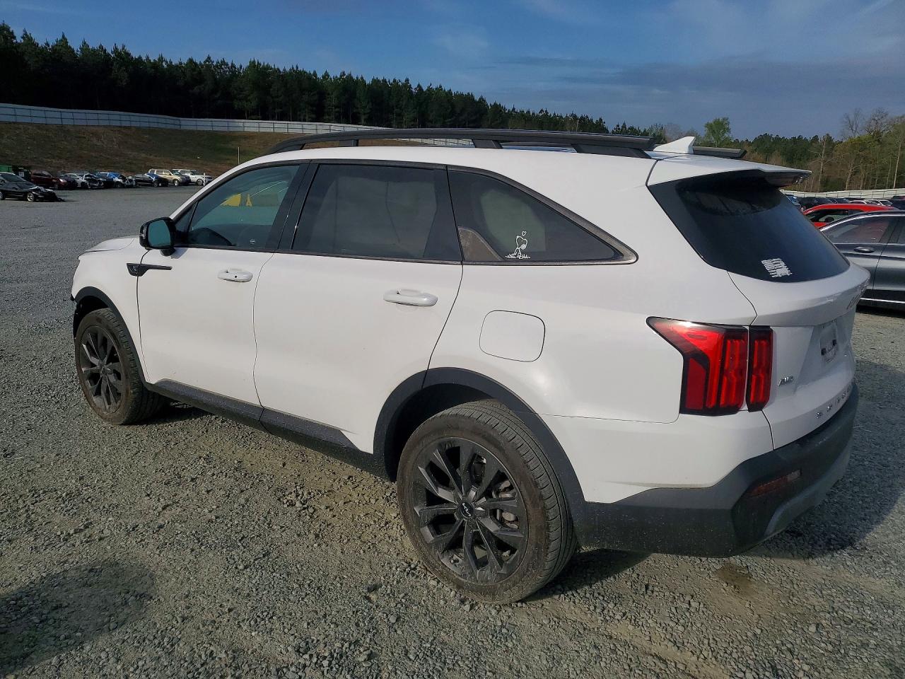 2022 KIA SORENTO