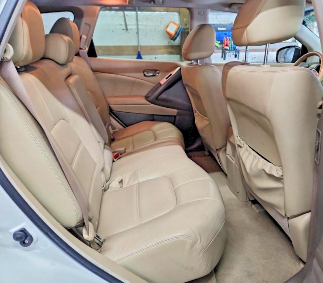 2011 NISSAN MURANO
