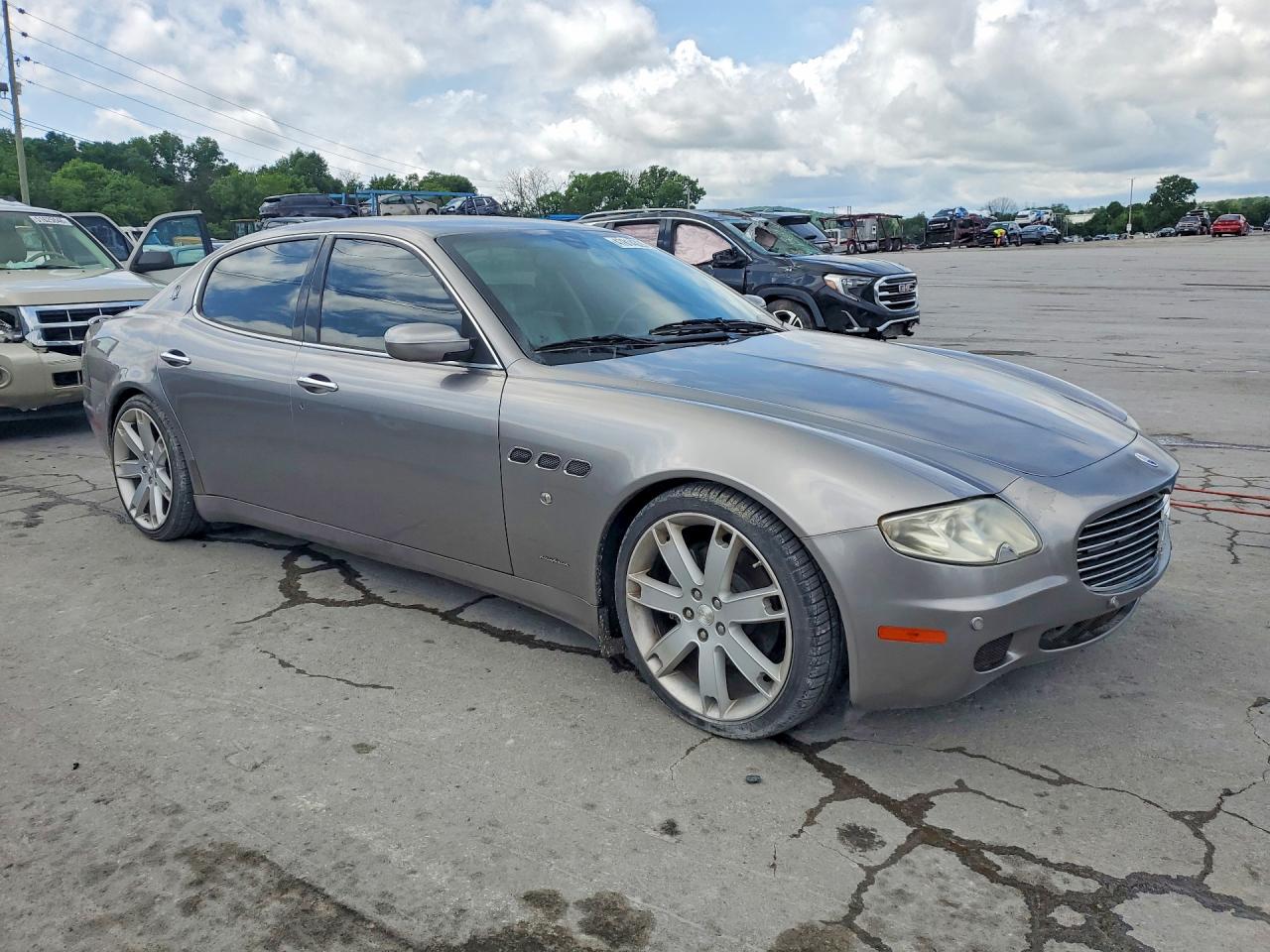 2005 MASERATI QUATTROPOR