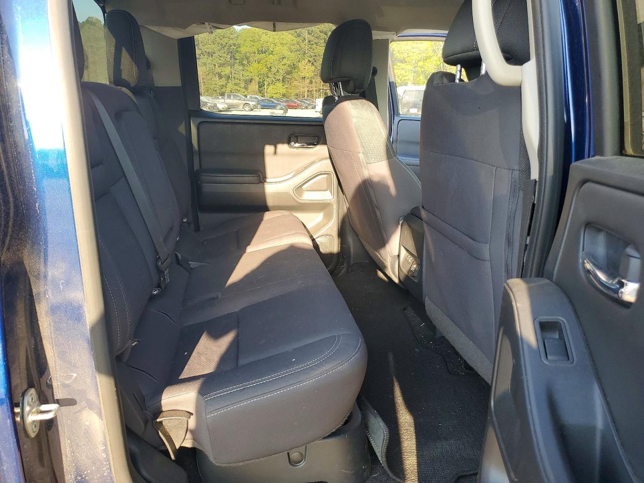 2023 NISSAN FRONTIER