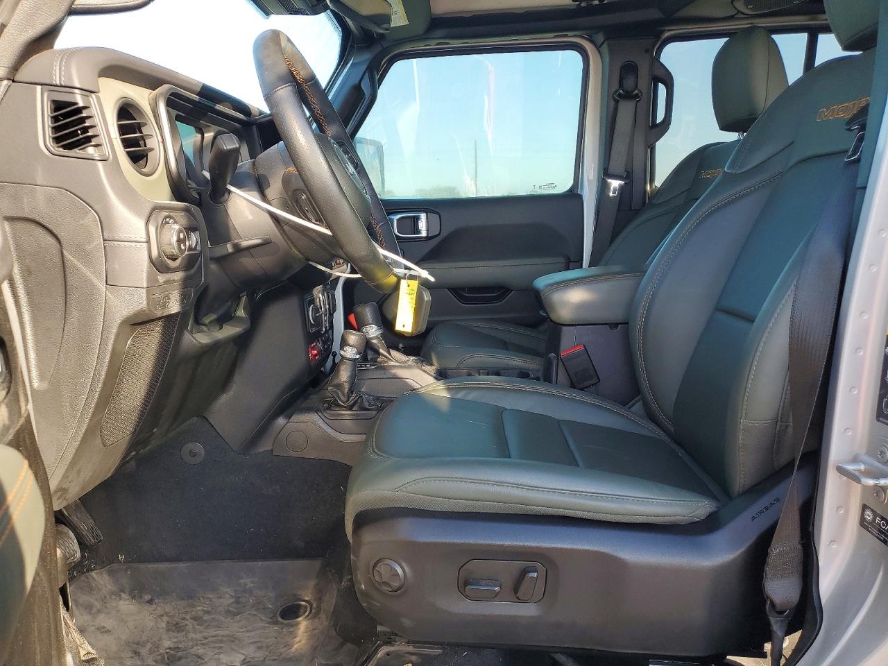 2024 JEEP GLADIATOR
