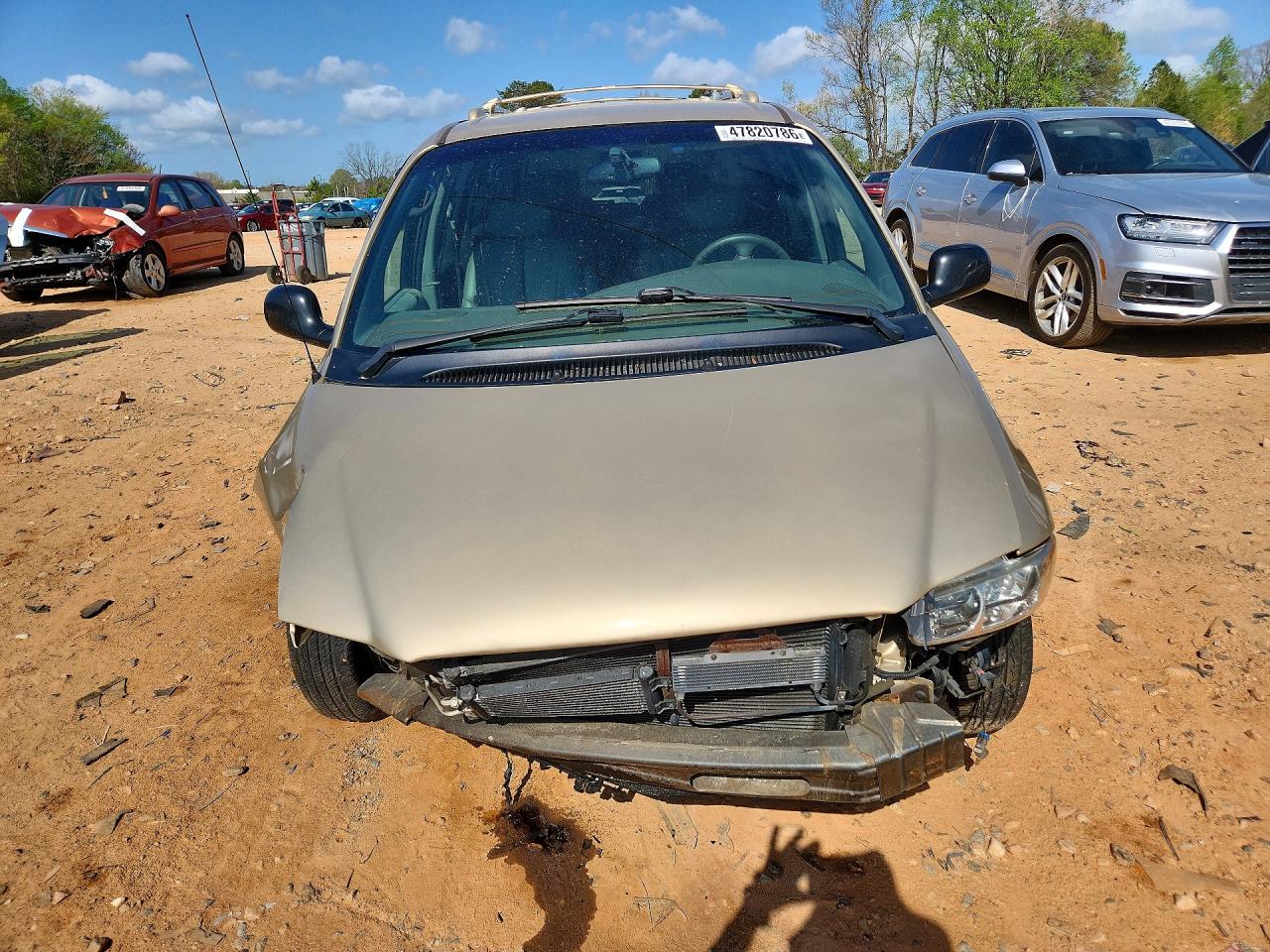 2000 CHRYSLER MINIVAN