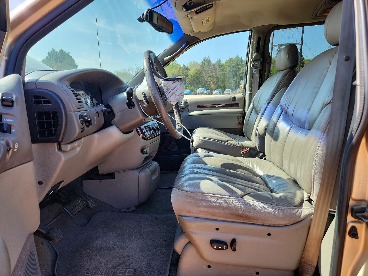 2000 CHRYSLER MINIVAN
