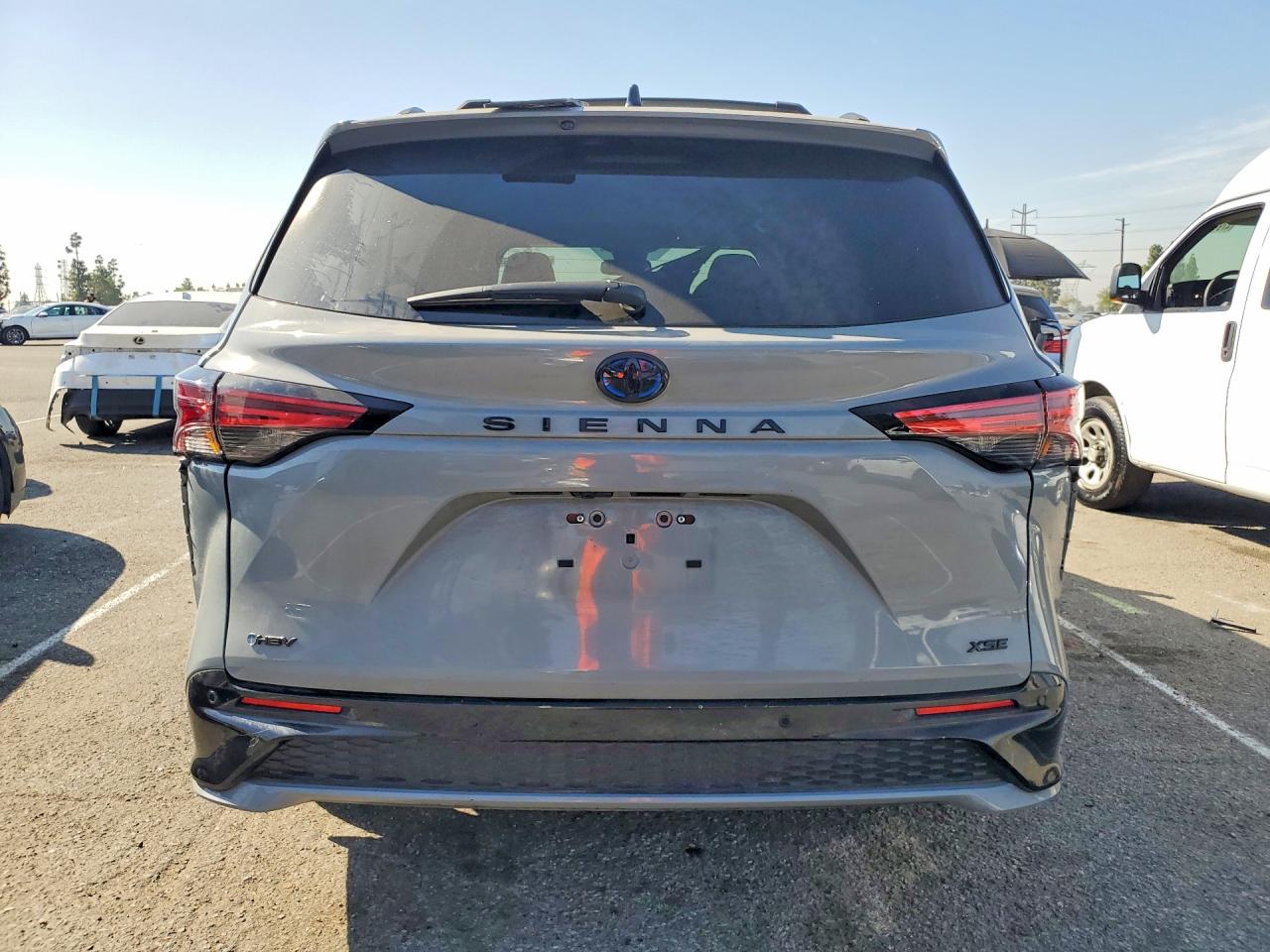 2025 TOYOTA SIENNA