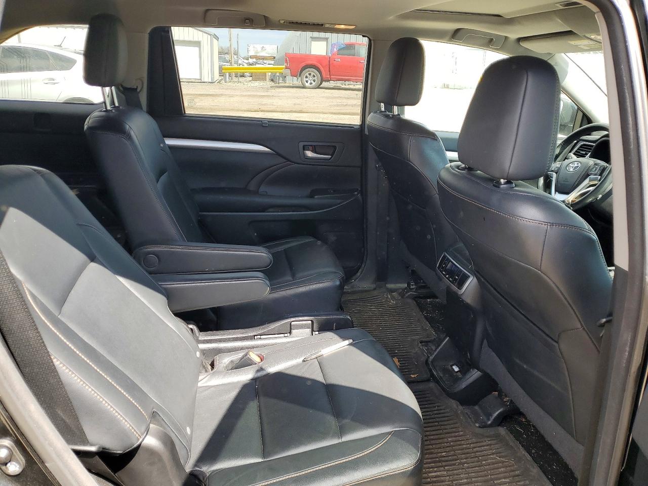 2015 TOYOTA HIGHLANDER