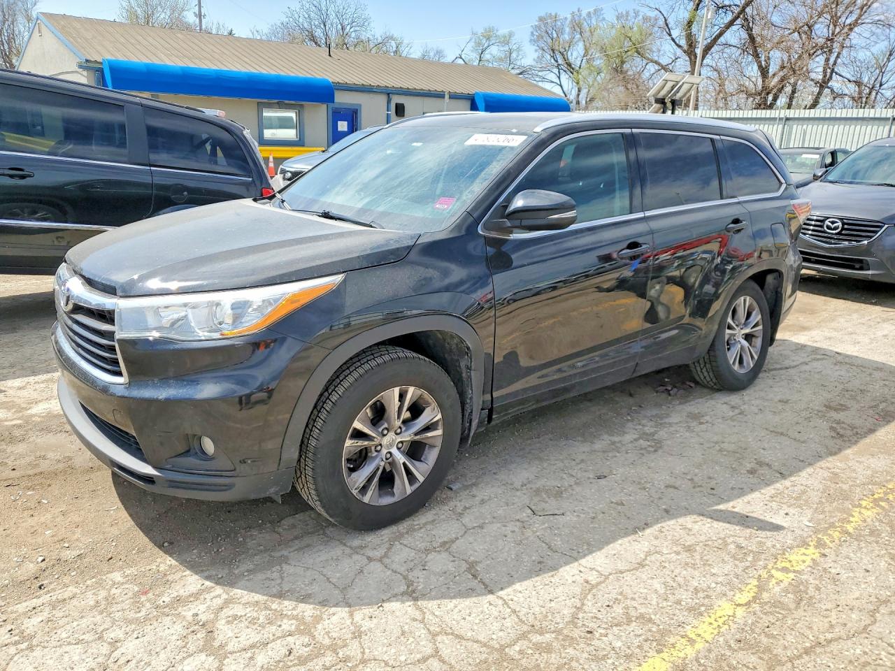 2015 TOYOTA HIGHLANDER