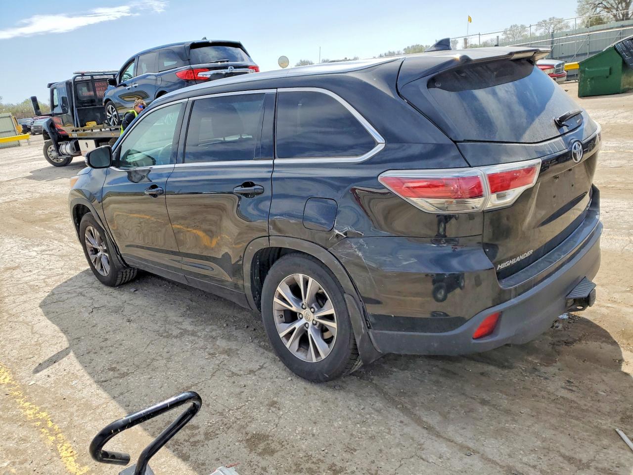 2015 TOYOTA HIGHLANDER