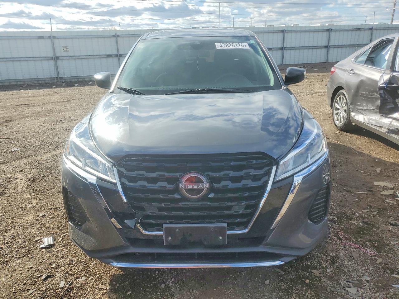 2023 NISSAN KICKS