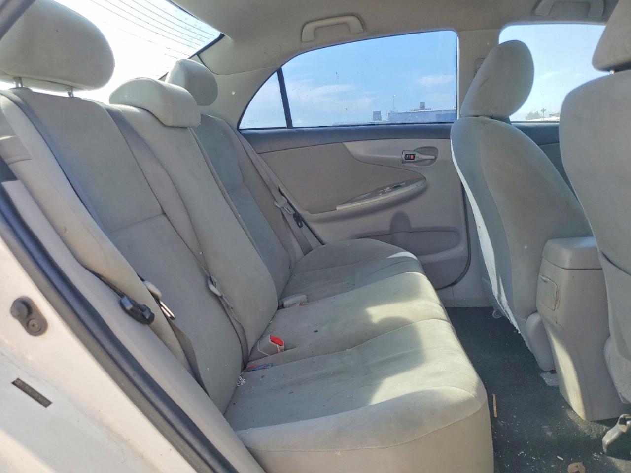 2011 TOYOTA COROLLA