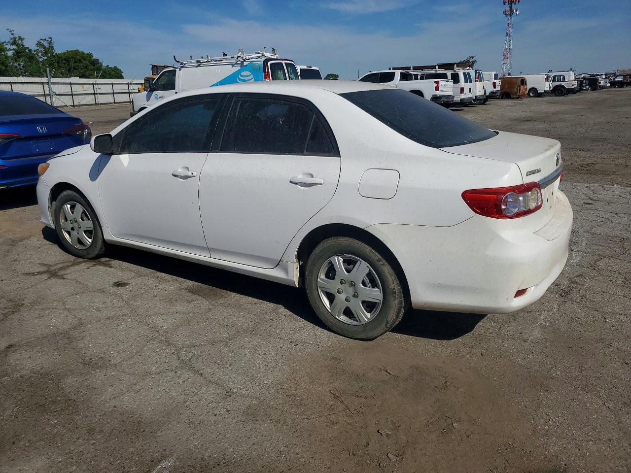 2011 TOYOTA COROLLA
