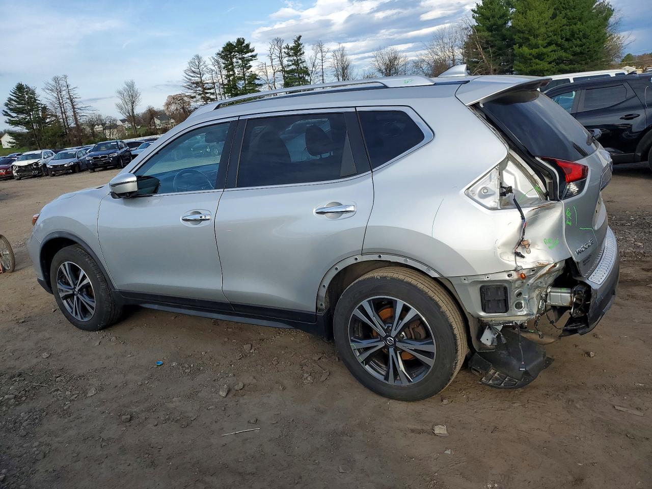 2019 NISSAN ROGUE