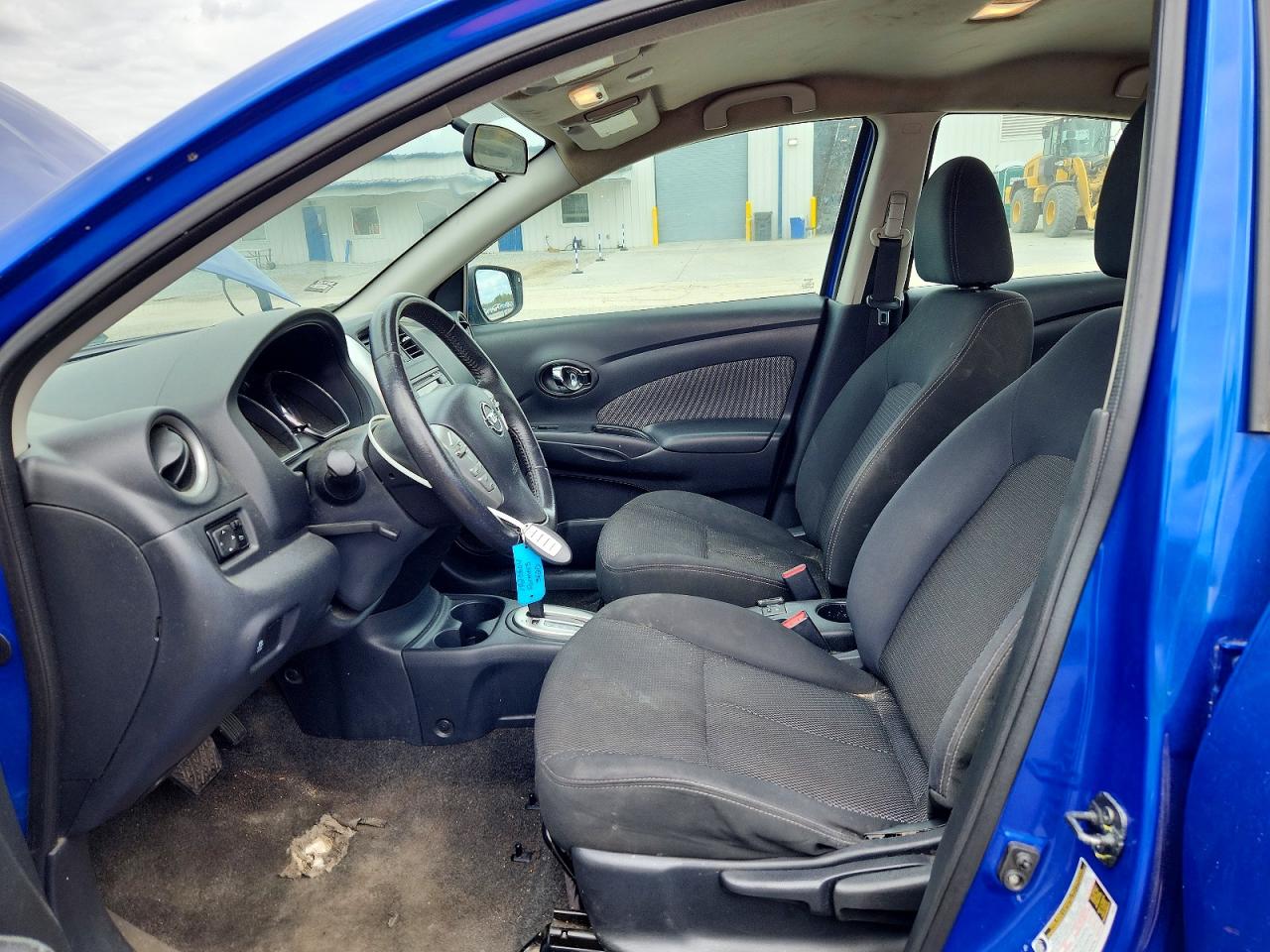 2016 NISSAN VERSA