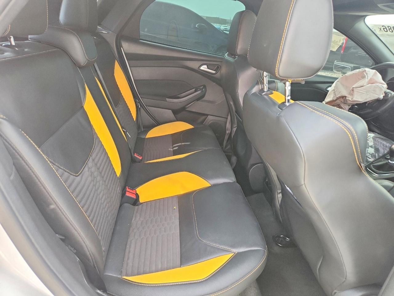 2016 FORD FOCUS