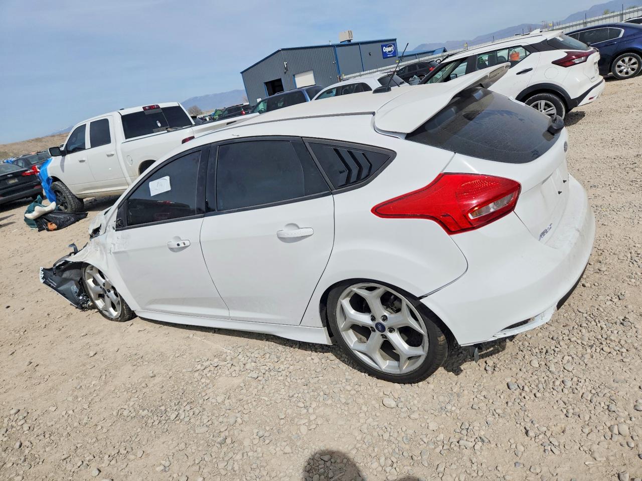2016 FORD FOCUS
