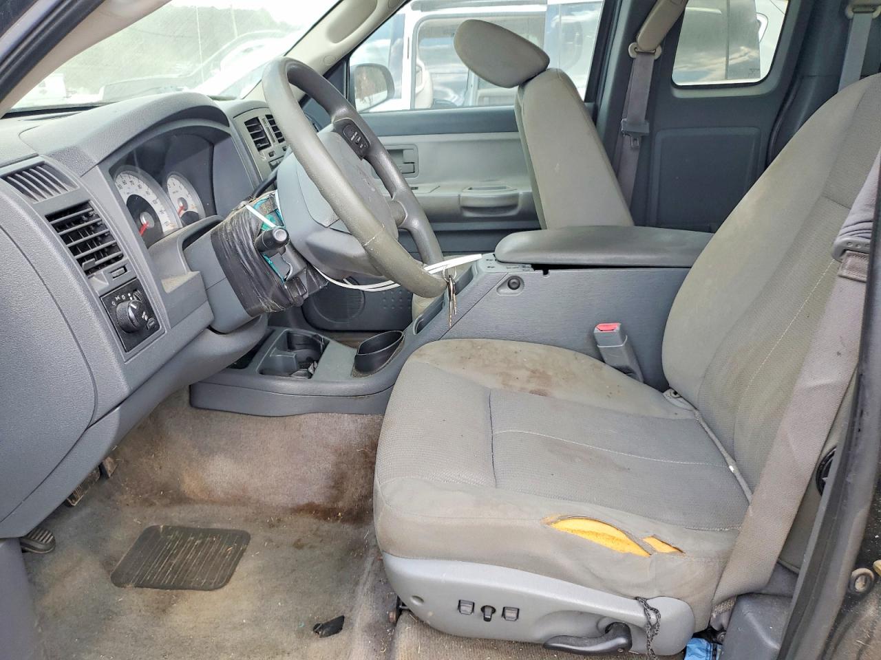 2006 DODGE DAKOTA