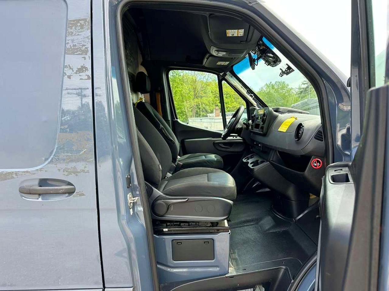 2021 MERCEDES-BENZ SPRINTER