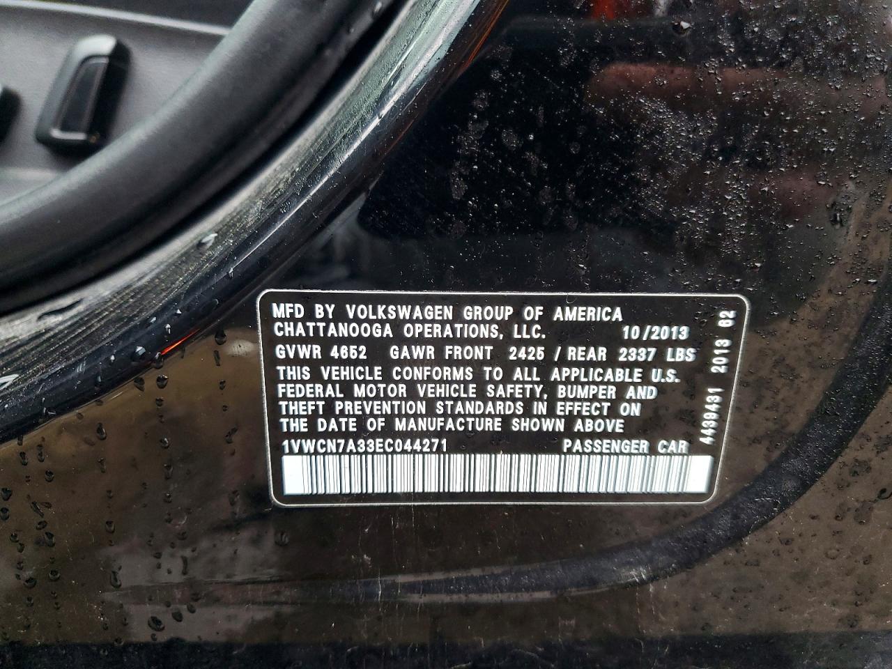 2014 VOLKSWAGEN PASSAT