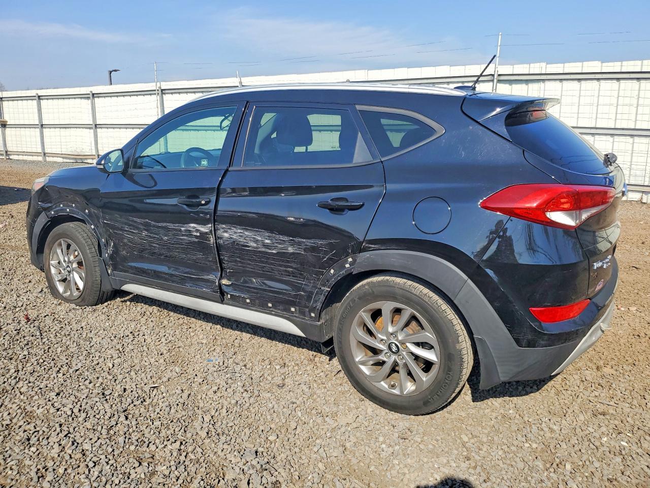 2017 HYUNDAI TUCSON