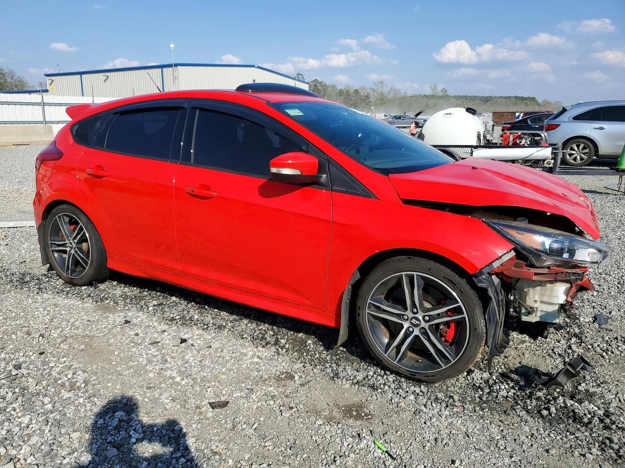 2016 FORD FOCUS