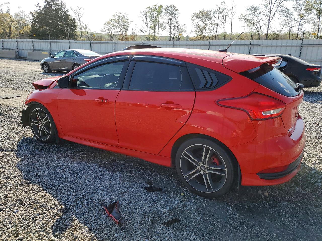 2016 FORD FOCUS