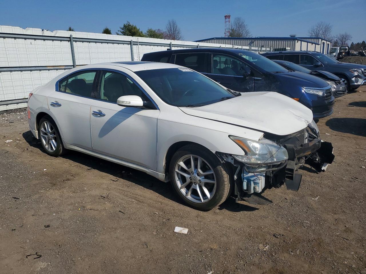 2009 NISSAN MAXIMA
