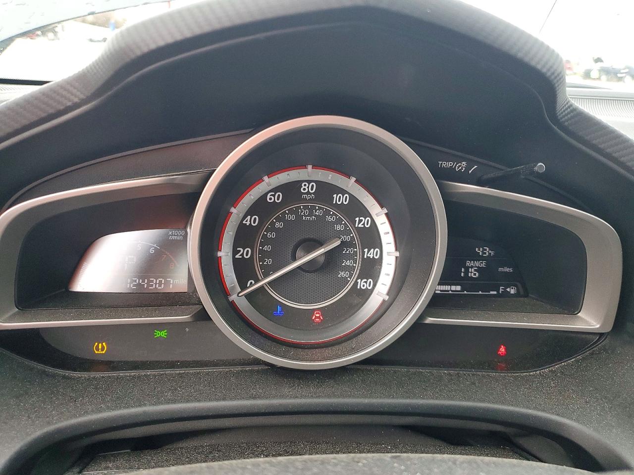 2014 MAZDA 3