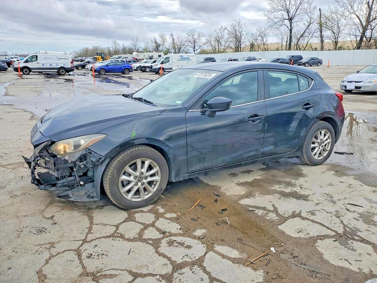 2014 MAZDA 3