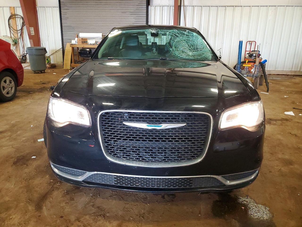 2017 CHRYSLER 300