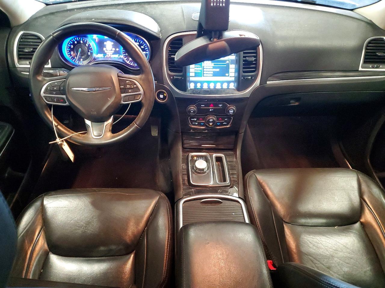 2017 CHRYSLER 300