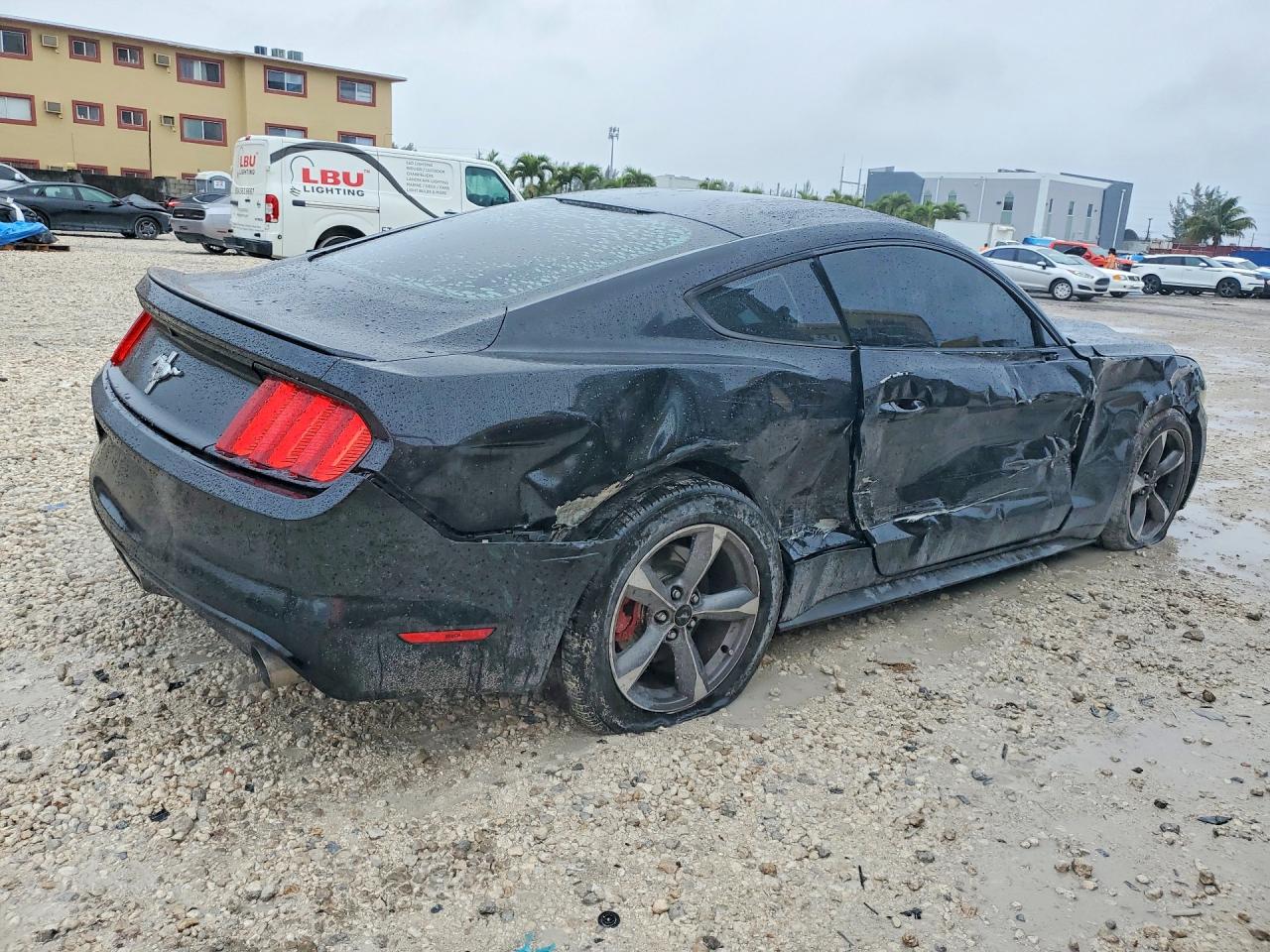 2015 FORD MUSTANG
